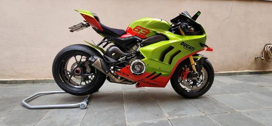 DUCATI PANIGALE V4 S DUCATI PANIGALE V4 S